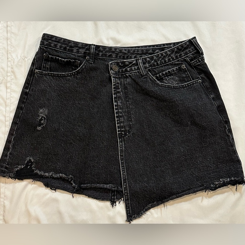 Gianni Bini Asymmetrical Black Denim Skirt